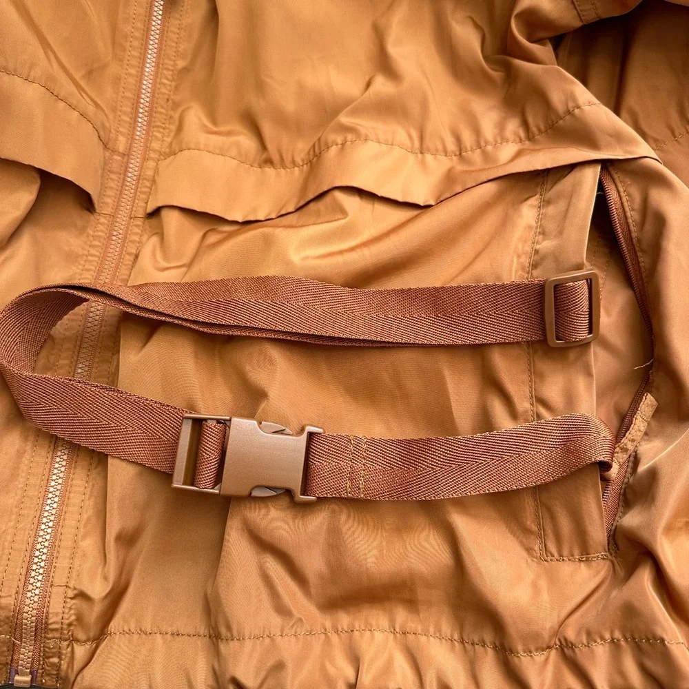 Madewell Raincheck Packable Raincoat size large - Picture 13 of 13